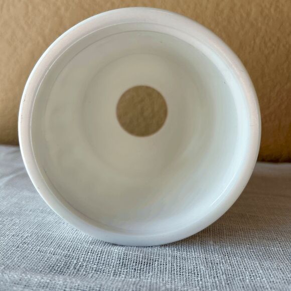 L.E. Smith Moon & Star Fairy Lamp – Milk Glass – Weishar Glass USA - Picture 7 of 10